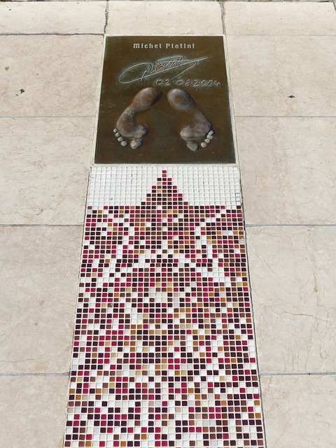 无论是在国 无论是在国